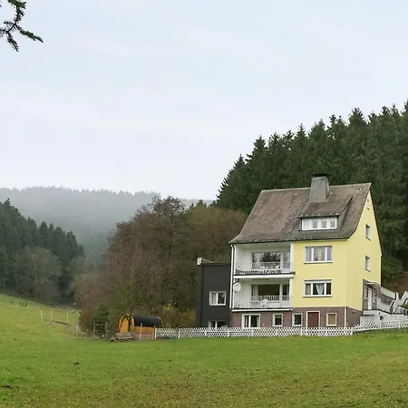 Im Nationalpark 1 *